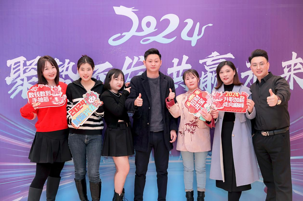 1706691847263296.jpg m4.jpg